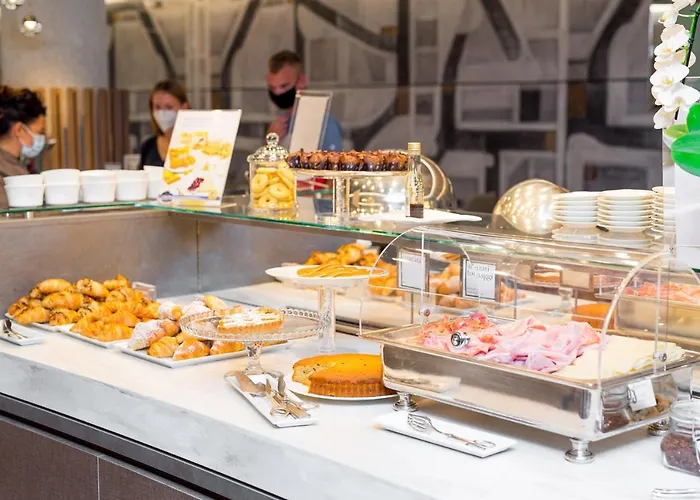 Firenze E Continentale Готель Ла-Спеція