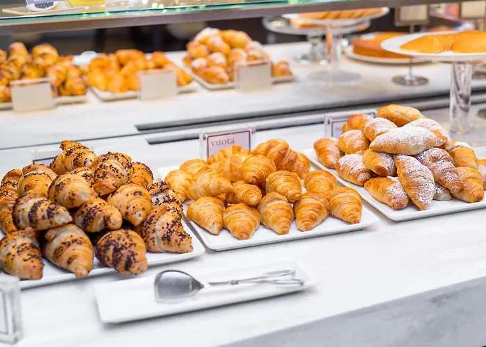 Готель Firenze E Continentale Ла-Спеція