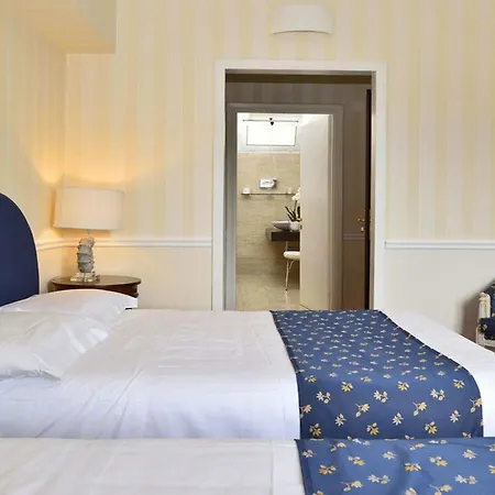 Firenze E Continentale 4* لا سبيتسْيا