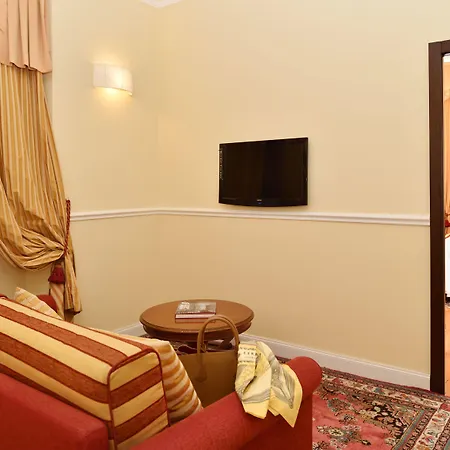 Hotel Firenze E Continentale 4*