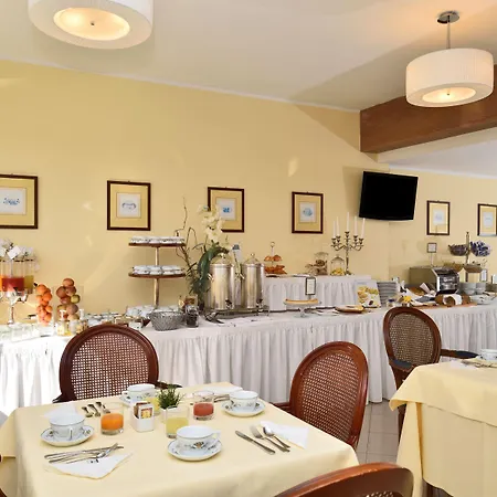 Hotel Firenze E Continentale 4*