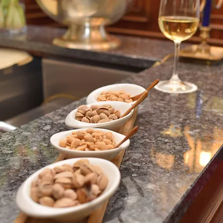 Firenze E Continentale فندق 4*