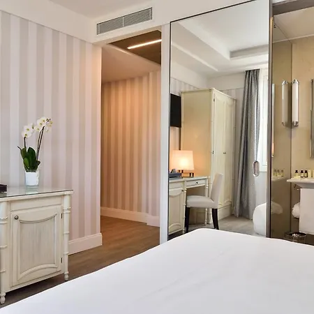 Firenze E Continentale فندق لا سبيتسْيا