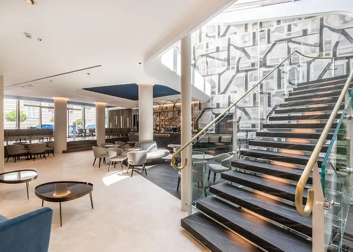 فندق Firenze E Continentale لا سبيتسْيا