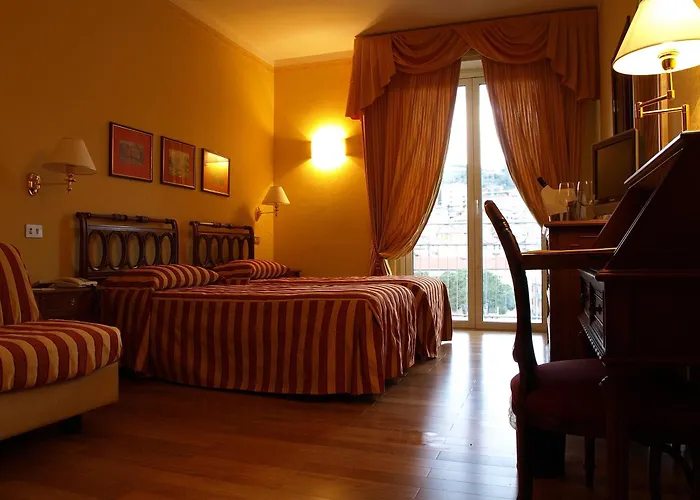 فندق Firenze E Continentale 4*