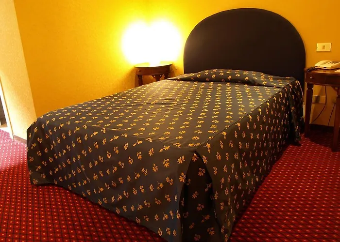 فندق Firenze E Continentale لا سبيتسْيا